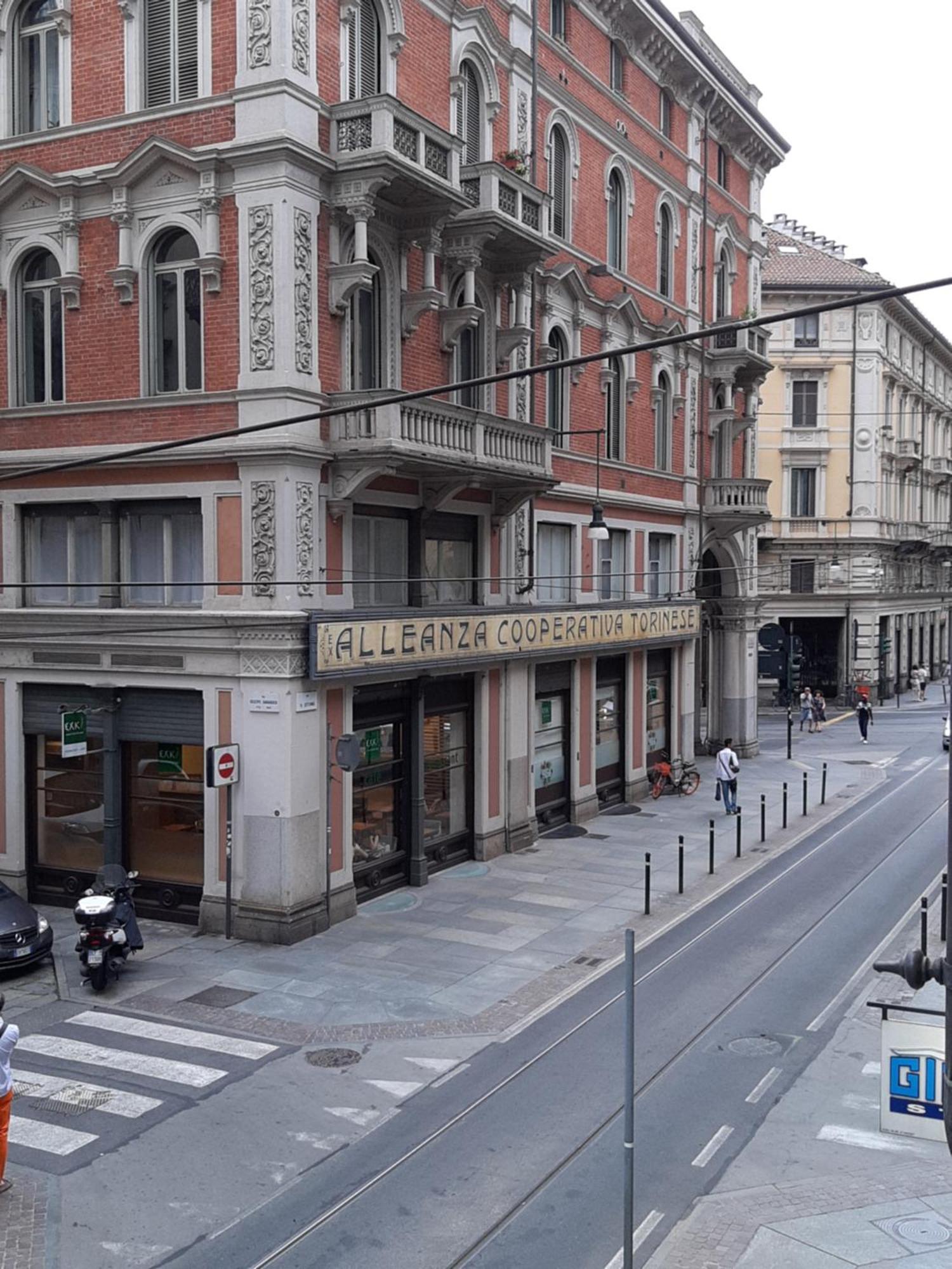 Centralissimo Grazioso Monolocale Turijn Buitenkant foto